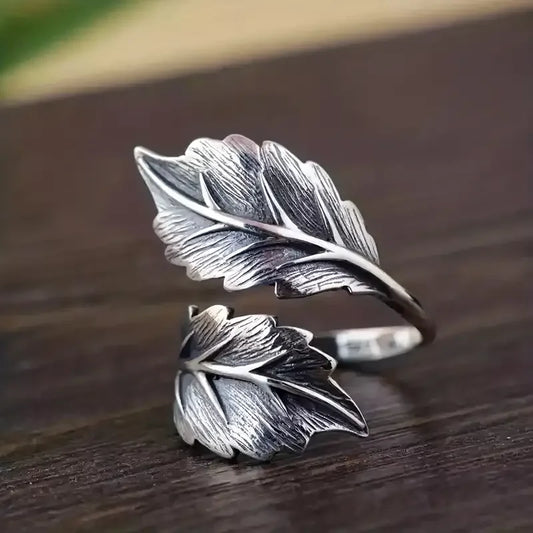 Vintage Style  Leaf Finger Ring